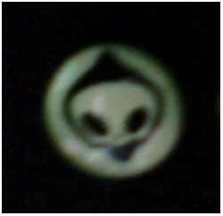 Светонакопительные сережки-гвоздики(люмин-ые) UFO , 10мм, цвет:зелено-желтый (1 шт) - вид 1 миниатюра
