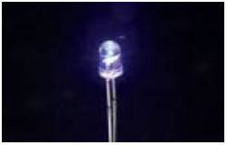 Ультрафиолетовый яркий светодиод, 9 х 5 мм, 395 нм, 1 мВт, 10 мА, 3.2В с резистором для подключения к 12В - вид 1 миниатюра
