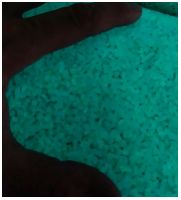 Наполнитель (пластикат) LUMINOFOR PLAST-5GB фотолюминесцентный для производства тротуартной плитки и пластиковых изделий, гранулы 5 мм, свечение сине-зелёное, 1 кг - вид 1 миниатюра